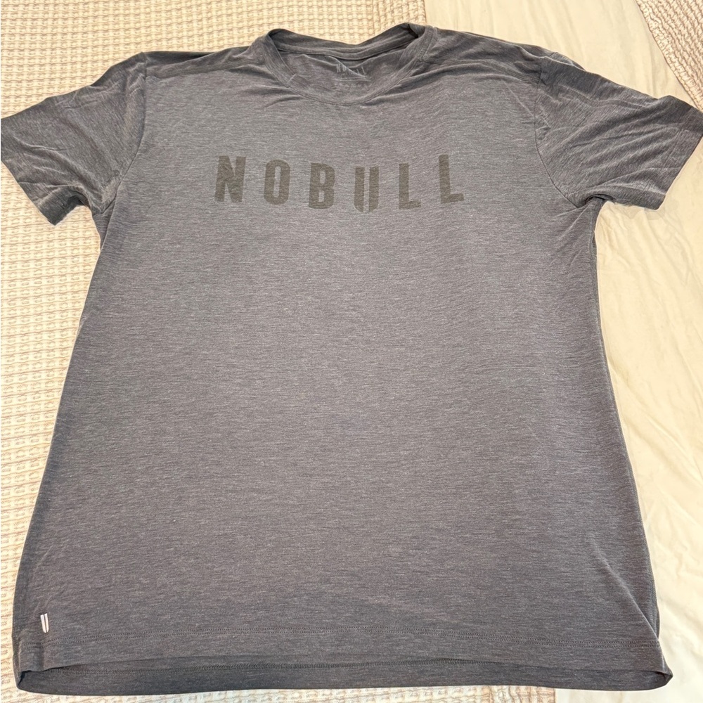 NOBULL Men's Gray T-Shirt
